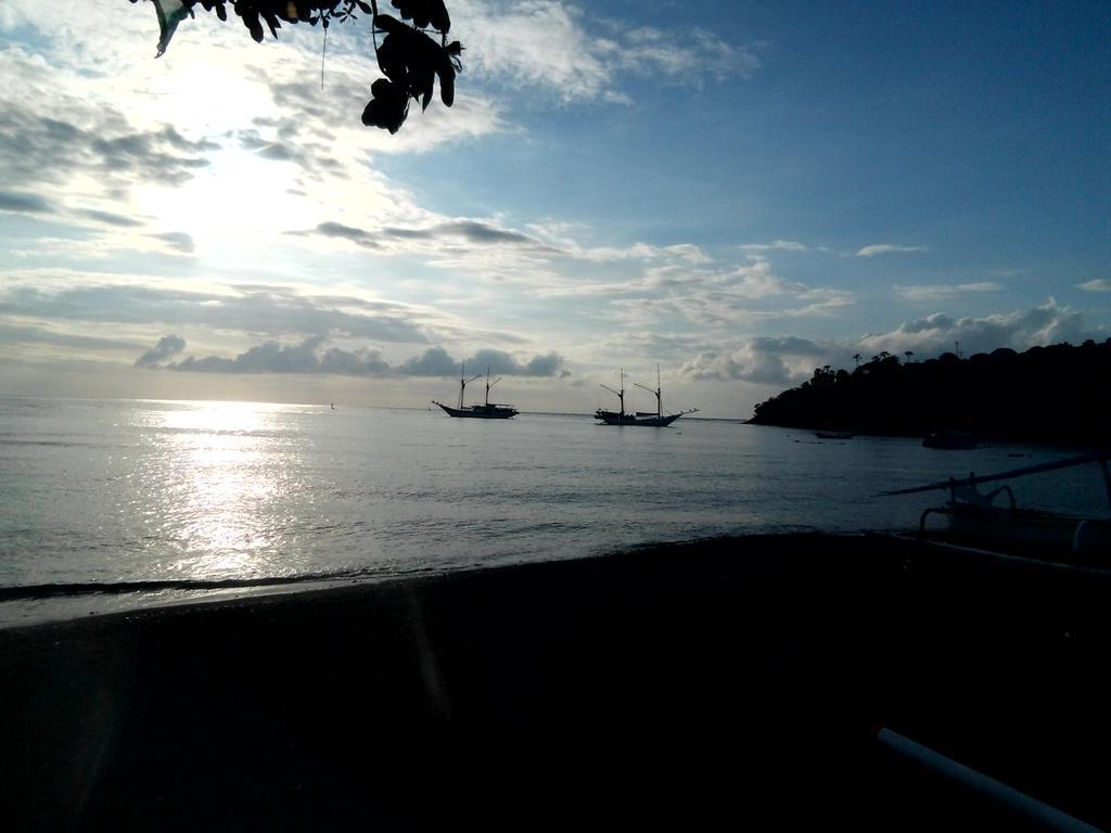 Sunrise Cafe Bungalows Amed  Ngoại thất bức ảnh